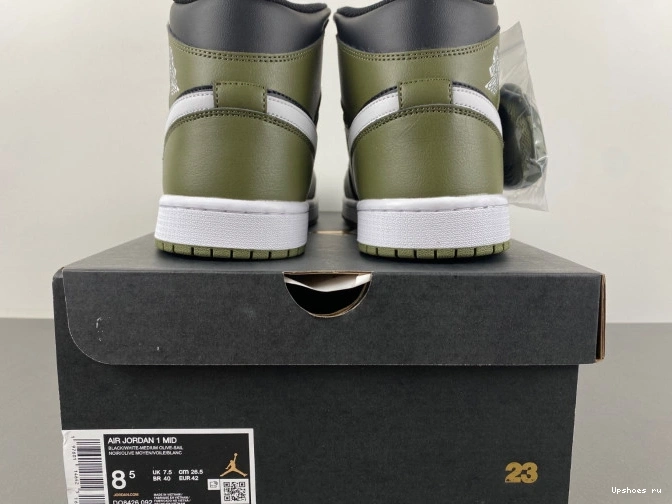  1 BQ8426-092 JORDAN mid 1230